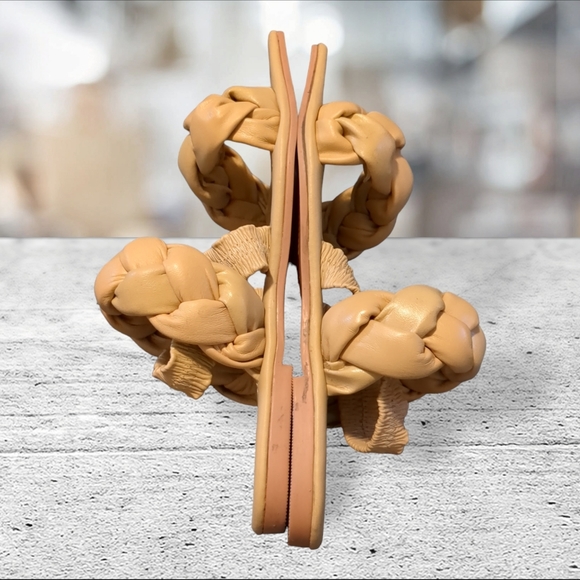 Pretty little thing sandals size 5 - Picture 8 of 14